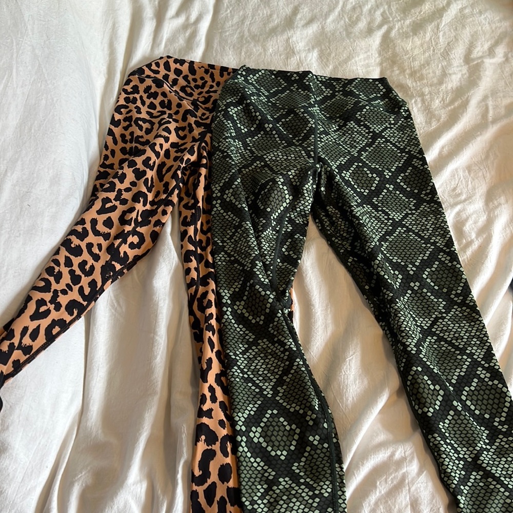 Animal print leggings